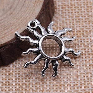 2 Silver Sun Charms, 25x24mm Antique Silver Tone Charms (Q-69)
