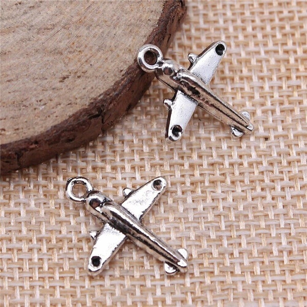 6 Silver Airplane Charms, 20x16mm, Silver Tone Charms (N-147)