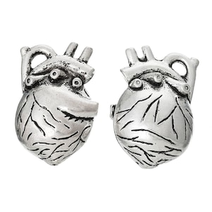 Silver Anatomical Heart Charm, Silver Tone Charms (L-200)