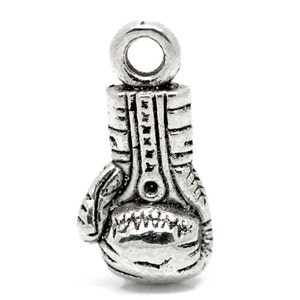 5 Silver Boxing Glove Charms, Silver Tone Charms (H-234)