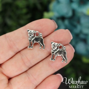 6 Silver Pug Dog Charms, Silver Tone Charms (D-191)