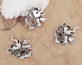 8 Silver Elephant Charms, 18x17mm, Silver Tone Charms (D-81)