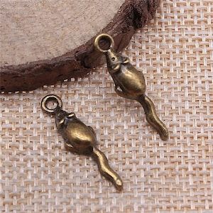 15 Bronze Mouse Charms, Hamster Charms, Antique Bronze Tone Charms (F-32)