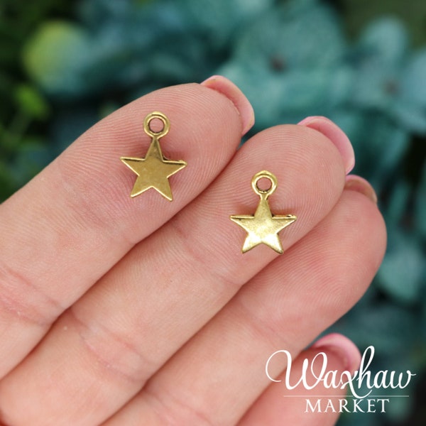 15 Gold Tiny Star Charms, 11x8mm, Antique Gold Tone Charms (C-83)