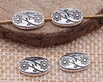 10 Silver Flower Engraved Spacer Beads , Silver Tone Charms (P-18)