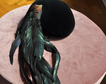 UMMMMM ! Chapeau de plume et de velours faisan tout simplement incroyable, bibi