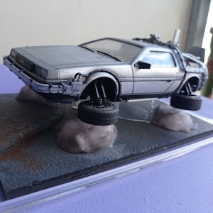 Diorama - DeLorean 1/25 - Zurück in die Zukunft II