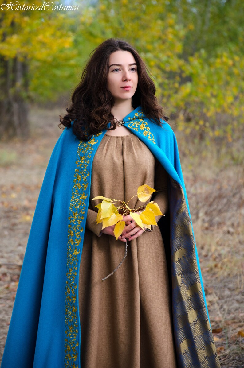 Medieval wool cloak with a hooded Elven wedding clothing. | Etsy