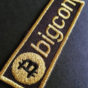Patch BIGCON Bitcoin. Fio metálico dourado. Ferro no remendo. Patches bordados.
