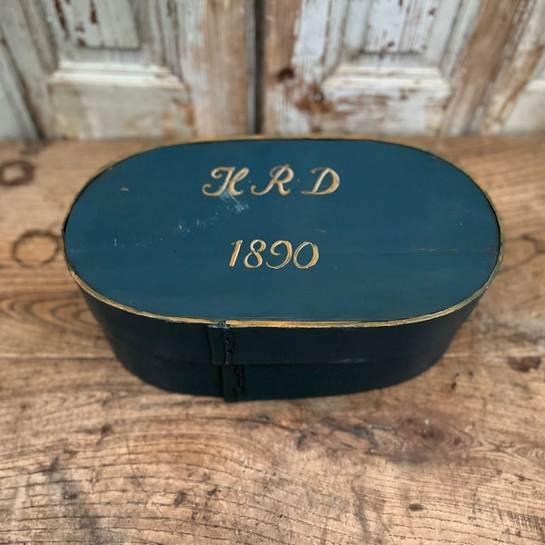 Antique European oval tine box - bentwood box - Scandinavian svepask - wedding chest