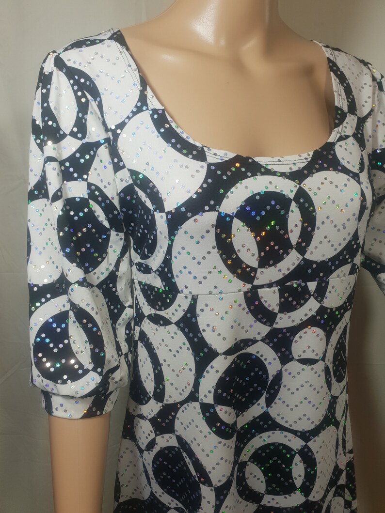 1980s Sparkly black and white party dress Size approx 10