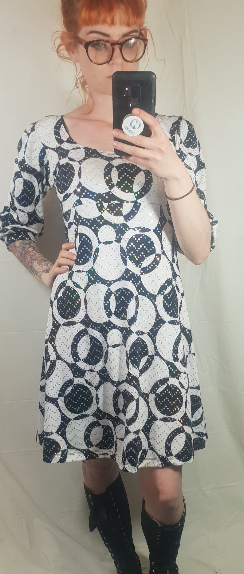 1980s Sparkly black and white party dress Size approx 10