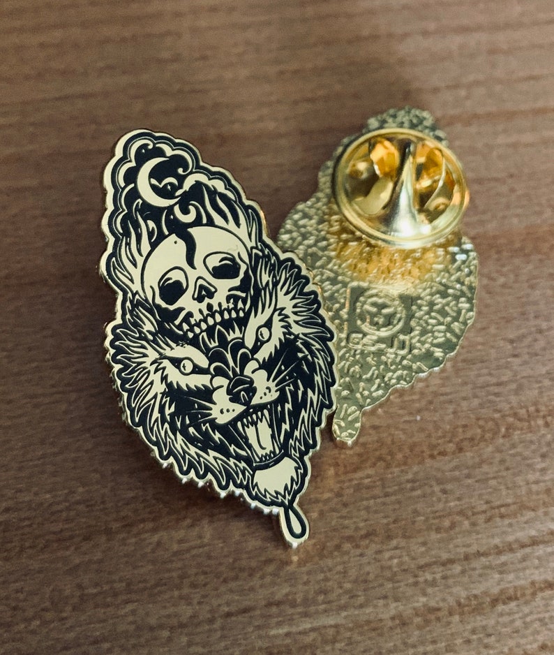 Wolf-Skull MetalEnamel Pin