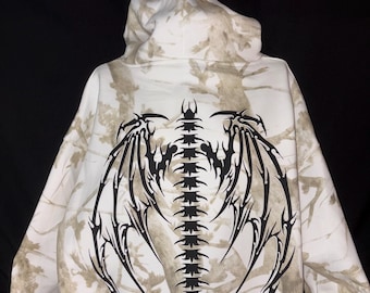 Graphic Camo Hoodie / Deadly by design / Soft