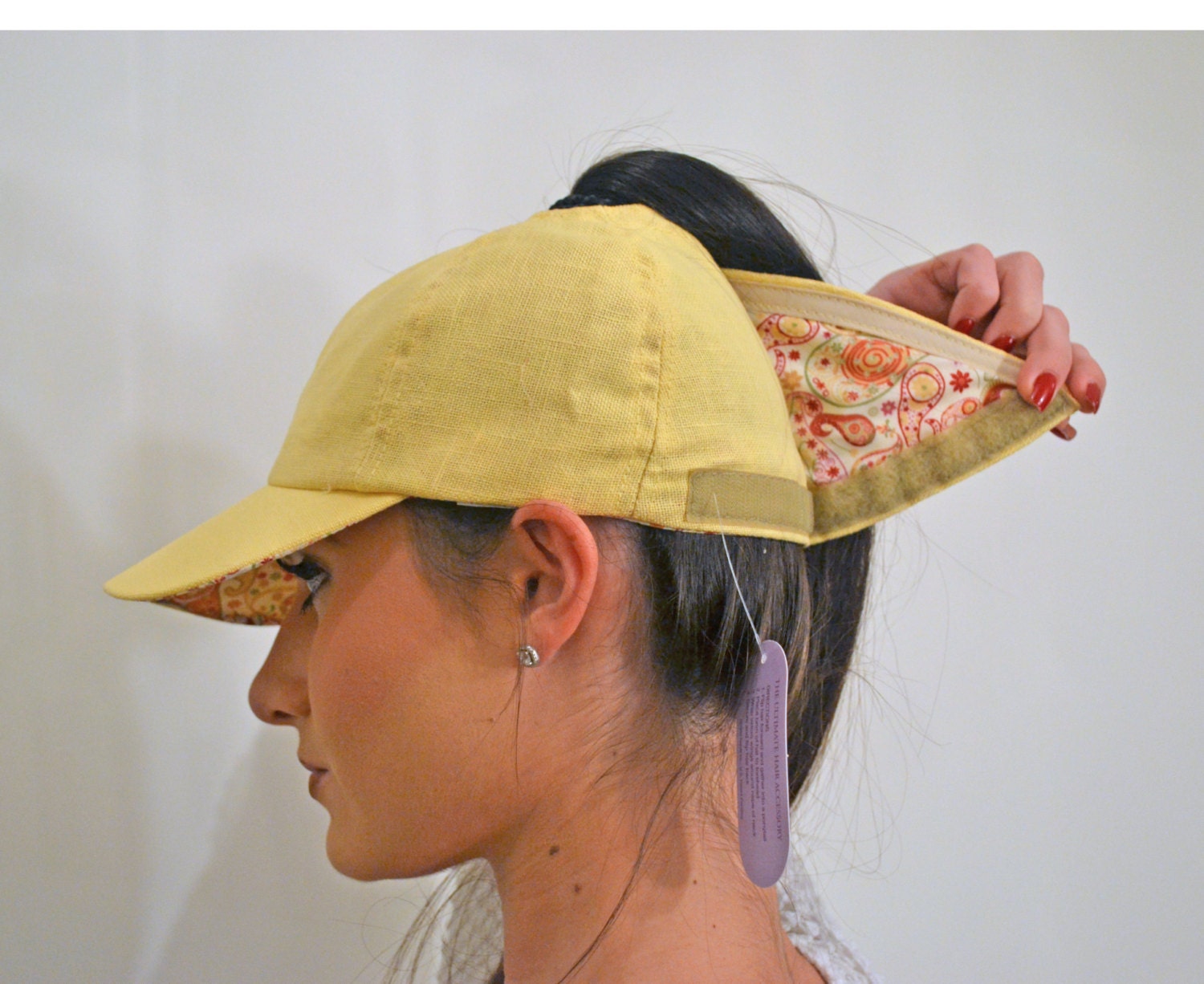 Womens Baseball Cap in Yellow Linen Has 