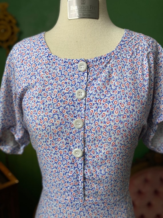 Vintage 1930s 1940s Floral Print Cotton Dress Puf… - image 4