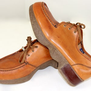 Wavy bottom hotsell shoes 70s