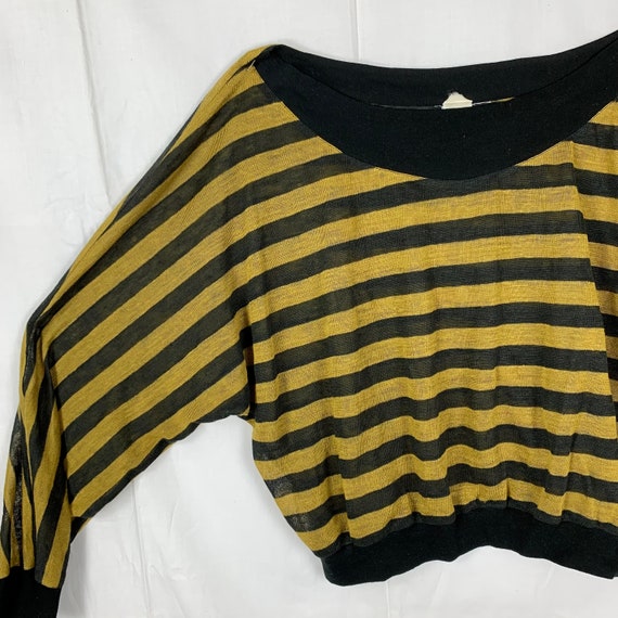 1980s French Style Beatnik Silk Knit Top M/L Gold… - image 5