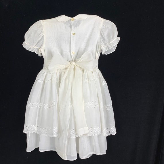Vintage Girls White Dress size 5-6 Organza Eyelet… - image 2
