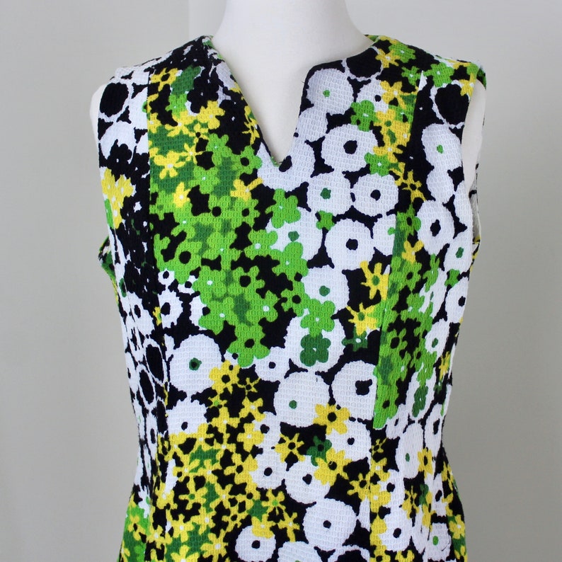 Vintage 1960s A-Line Dress size Medium Waffle Weave Cotton Flower Power Kick Pleats Sleeveless Spring Break Floral