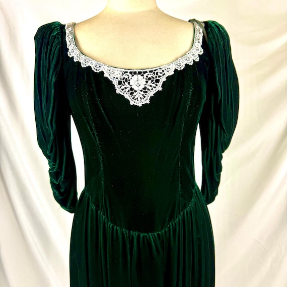 jessica mcclintock green dress Vintage 1980s Gunne Sax by Jessica McClintock Forest Green Velvet Dress 9  Christmas Prairie Victorian Rag a Mutton Excellent Condition