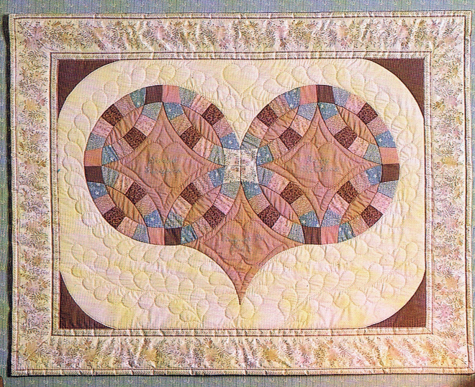 1985 Double Wedding Heart Wall Hanging Quilt Pattern 28 Etsy