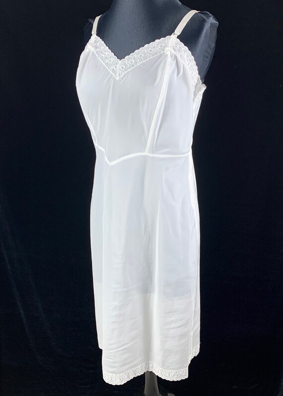 Vintage 1950s Barbizon White Full Slip size 18.5 … - image 10