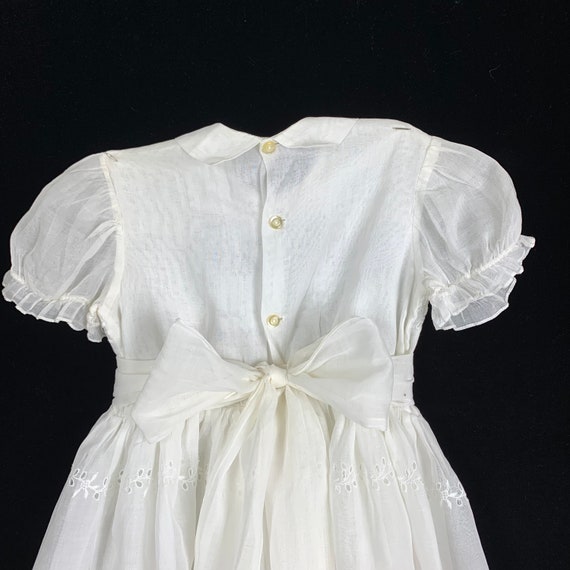 Vintage Girls White Dress size 5-6 Organza Eyelet… - image 7