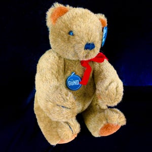 Vintage 1983 Gund Teddy Bear wTags Light Brown Collectors Classic 12 inch High Moveable Arms and Legs Limited Edition Excellent Condition