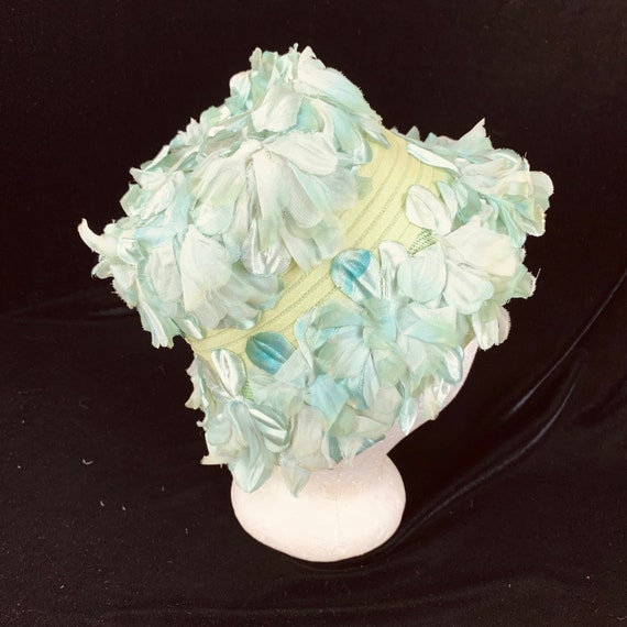 Vintage 1960s Silk Flower Bucket Hat Church Lady … - image 1