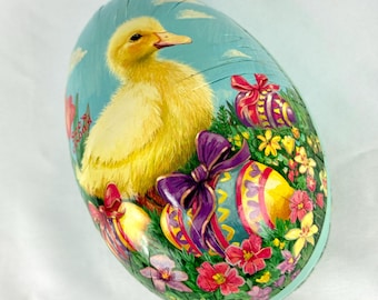 Œuf de Pâques vintage Sees Candy en papier mâché décoratif avec œufs de caneton colorés, fleurs et rubans (Allemagne)