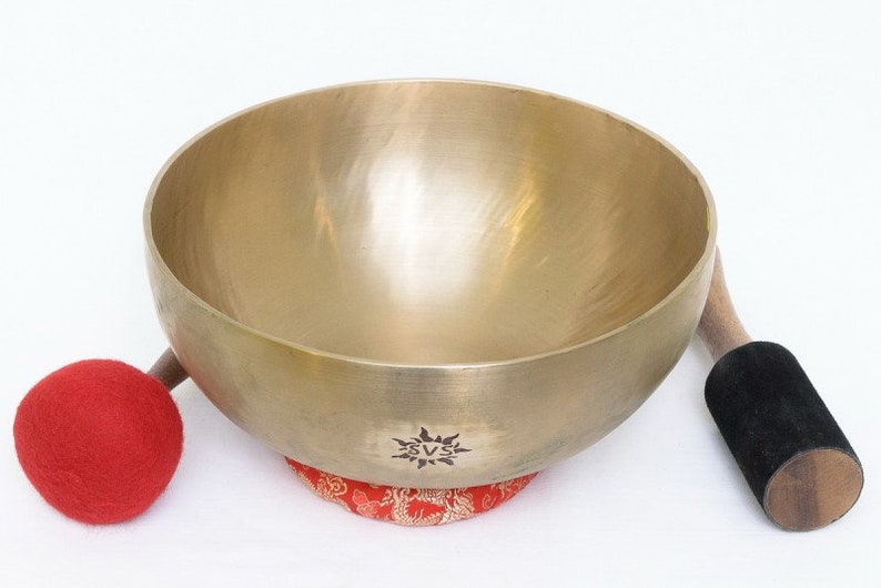 111 Singing bowl Note F / Frequency 86 Hz Hand Etsy