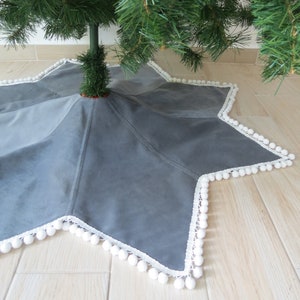 Christmas tree skirt sewing pattern PDF image 1