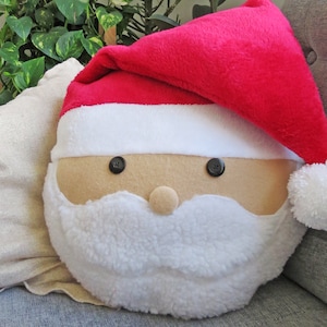 Santa pillow Christmas PDF sewing pattern image 2