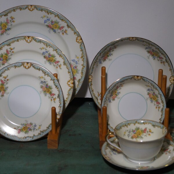 Noritake 7 PC Chine place cadre