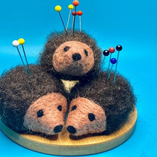 Handmade NeedleFelt Hedgehog Pin Cushion|Cottagecore Gift|Mini Cute Novelty Pin Cushion|Unique Gift for Seamstress|Small Stocking Stuffer