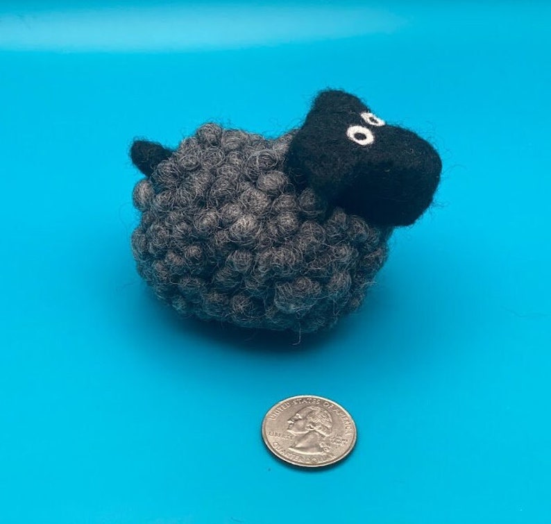 Needlefelt Sheep Handmade Small Mini Lamb Cute Pin Cushion Miniature Sheep Gift for Sewer Farm Animal Novelty Gift for Seamstress Dark Grey