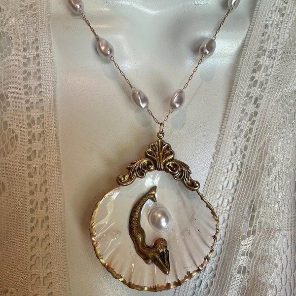 Mermaid Jewelry Sea Shell Necklace Art Nouveau Style, Painted Seashell, Faux Pearl Station Chain, Siren Mermaid Necklace for Mermaid Lovers