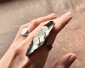 Der Auserwählte | Verstellbarer Ring aus 925er Sterlingsilber mit Quarz und oxidiertem Silber