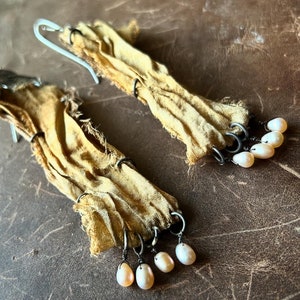 The Bene Gesserit Freshwater Pearls, Silk and 925 Sterling Silver Earrings image 3