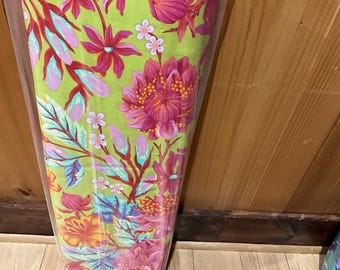 Sauvage !  Tissu de support rose tula 108 pouces - Lunar