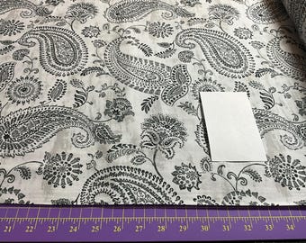 Tissu de support de 108 po. pour quilting QSQ - Cachemire noir/blanc