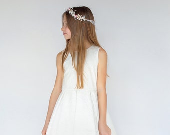 Flower girl and communion dress in size 134, 140, 146, 152