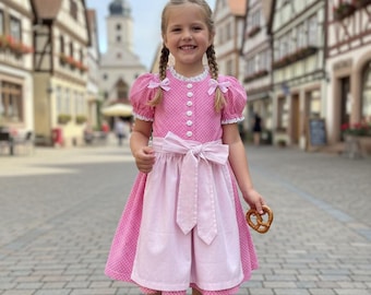 Enchanting children's dirndl made of cotton in light pink