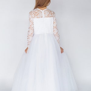 Flower girl and communion dress in size 134, 140, 146, 152 image 5