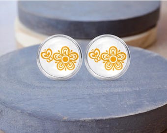 Butterfly Pyrex Stud Earrings: Butterfly Necklace, Pyrex Jewelry, Dangle Earrings, Gift For Her