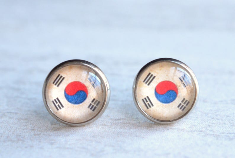 New hypoallergenic surgical stainless steel silver stud earrings FREEPOST UK