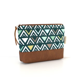 Kosmetiktasche "CORALINE"/Schminktasche, Make Up Tasche,Necessaire, Täschchen/vegan,Kunstleder, Braun,Grün, Wachstuch innen, Dreiecken,