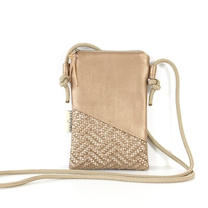 Handytasche zum Umhängen "SHINY" / Handytasche mit Kordel, Umhängetasche Handy, Crossbody Handytasche, Festival / Vegan, Kunstleder, Gold