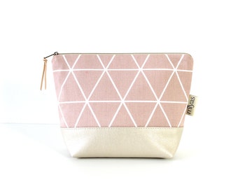 Toiletry bag "PINKY" / toiletry bag, wash bag, toiletry bag / vegan, faux leather mother-of-pearl metallic, oilcloth inside, pink triangles